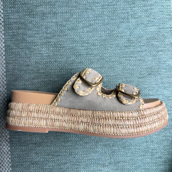 Dolce Vita: Wanika in Sand Nubuck - J. Cole Shoes Dolce Vita WANIKA Sandals Size 8.5